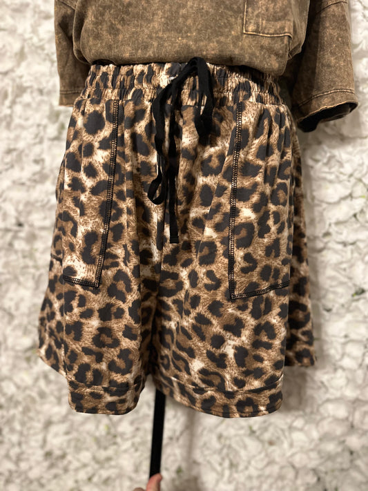 Lily Plus Leopard Pocket Shorts